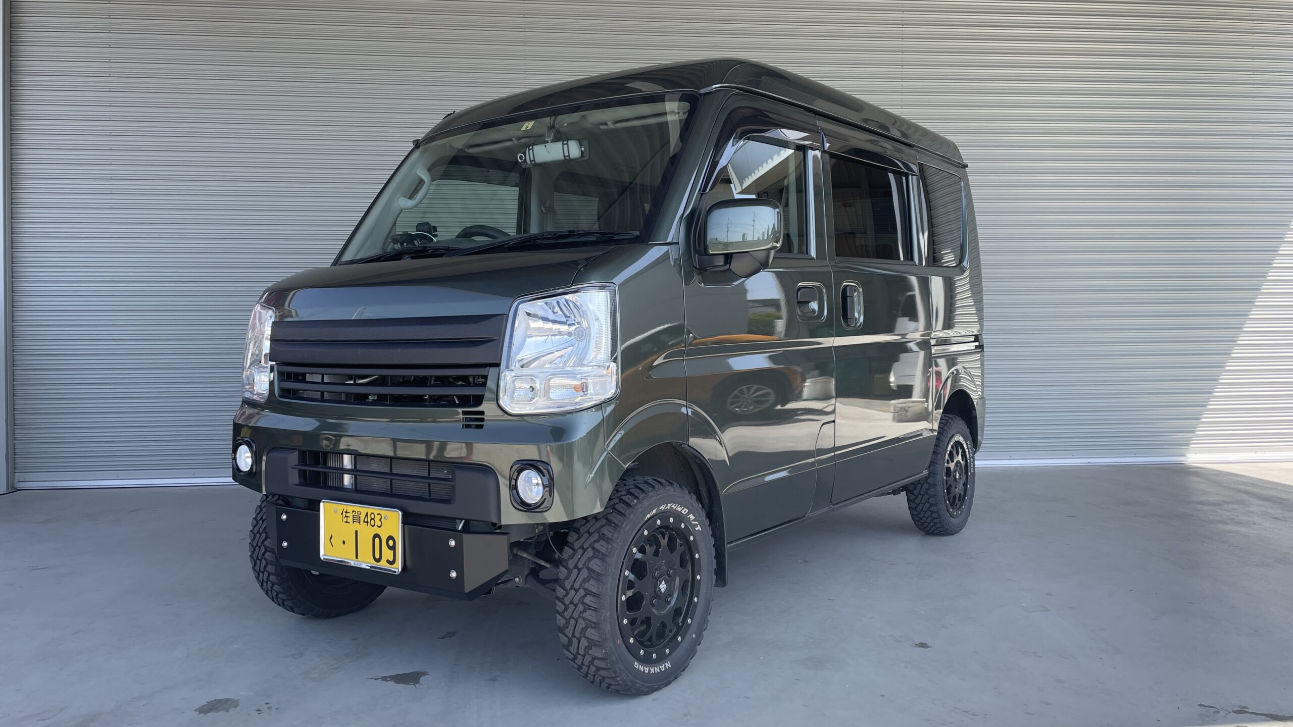 新品日本製 エブリイ DA17V フロントバンパー クールカーキ 純正 新車